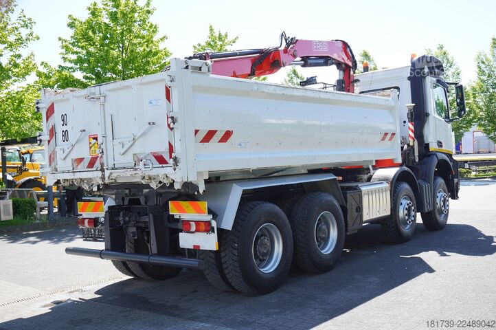 Tovornjak s prekucnikom in dvigalom Mercedes-Benz Arocs 3236 8×4/ 90 tho. km / Fassi F155A