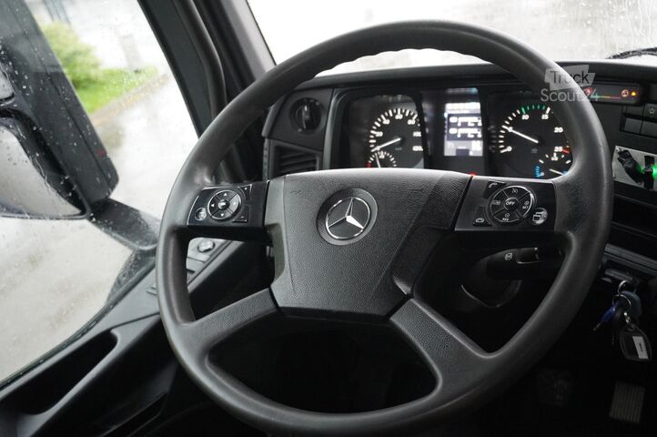 Tovornjak s prekucnikom in dvigalom Mercedes-Benz Arocs 3236 8×4/ 90 tho. km / Fassi F155A