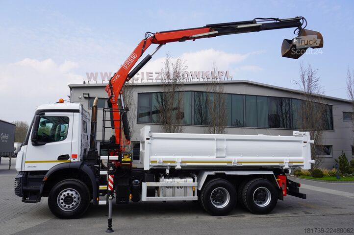 Tristranska prevračalna naprava Mercedes-Benz Arocs 2636 / 6x4 / HDS Fassi / 3-Way Tip