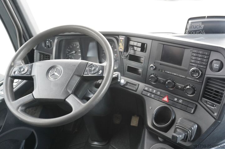 Tristranska prevračalna naprava Mercedes-Benz Arocs 2636 / 6x4 / HDS Fassi / 3-Way Tip