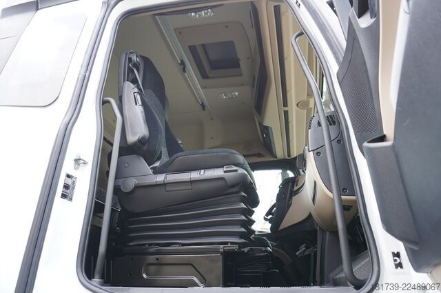 Auto skola / BDF Mercedes-Benz Actros 2540 6×2 / 90 tho. km! / 5-seater