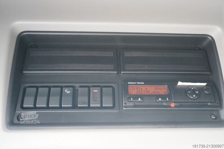 Laweta Renault D19 Wide Glob / 7.8 m NEW tow truck