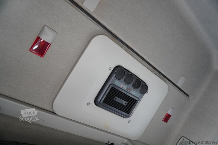 Laweta Renault D19 Wide Glob / 7.8 m NEW tow truck