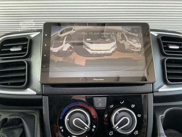 Varebil KARMANN DAVIS 590 TRENDSTYLE PLUS AUTOMATIK + MARKISE