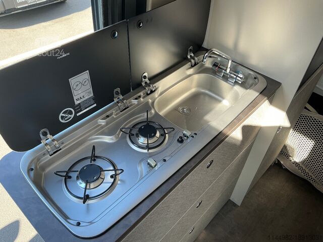 Furgoneta KARMANN DAVIS 590 TRENDSTYLE PLUS AUTOMATIK + MARKISE