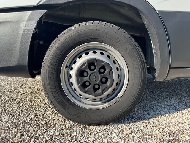 Kutu minibüs IVECO DAILY SOCAGE PIATTAFORMA