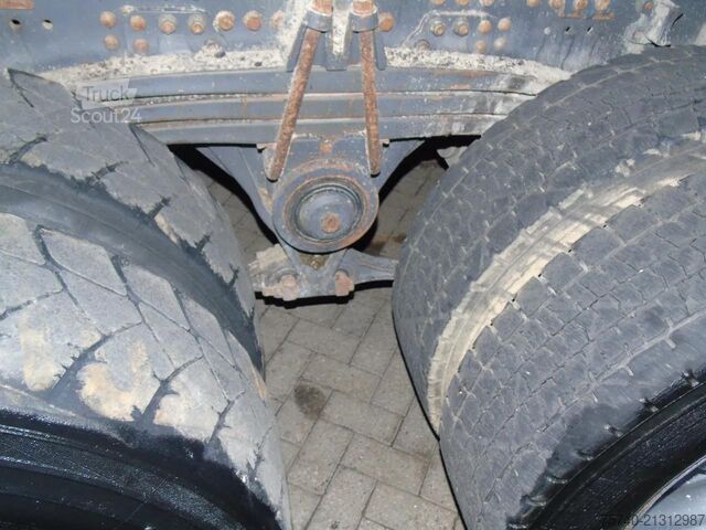 Kipper Renault Kerax 410DXI + 8X4 + MANUAL + SPRING