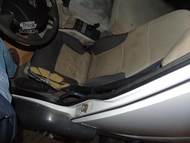 Kipper Renault Kerax 410DXI + 8X4 + MANUAL + SPRING