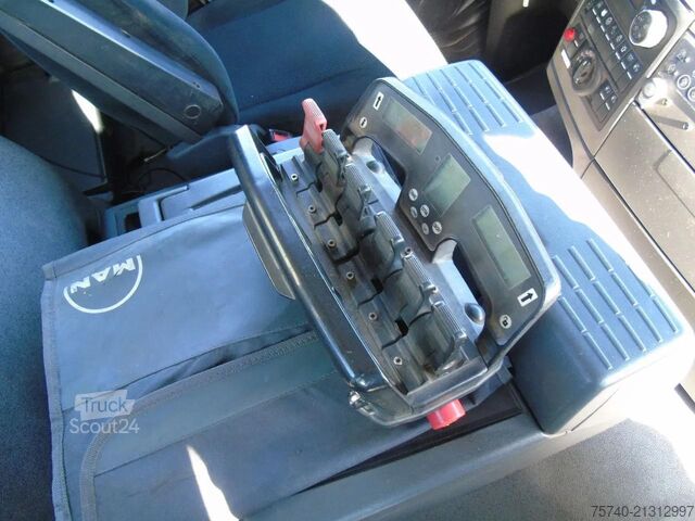 3-zijdenkipper MAN TGX + 6x6 + HIAB 166 E3 HIPRO + 3SIDE TIPPER