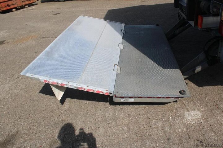 Transport chłodniczy/mrożony Volvo FE 280 + CARRIER + ATP/FRC + LIFT /EURO 6/ 19T