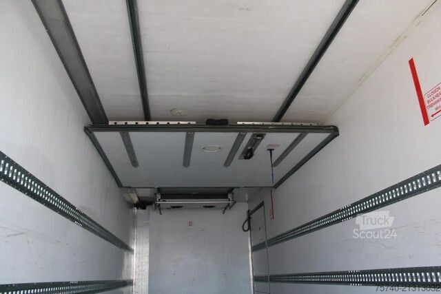 Transport chłodniczy/mrożony Volvo FE 280 + CARRIER + ATP/FRC + LIFT /EURO 6/ 19T