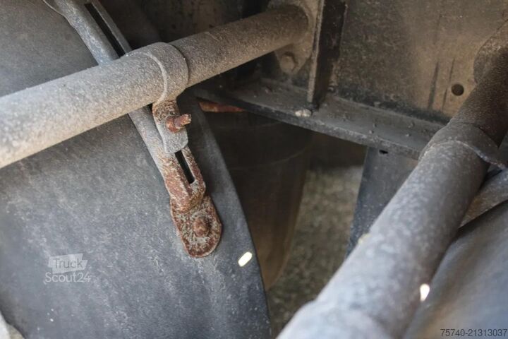 Valigia Kässbohrer 3x axle + bpw