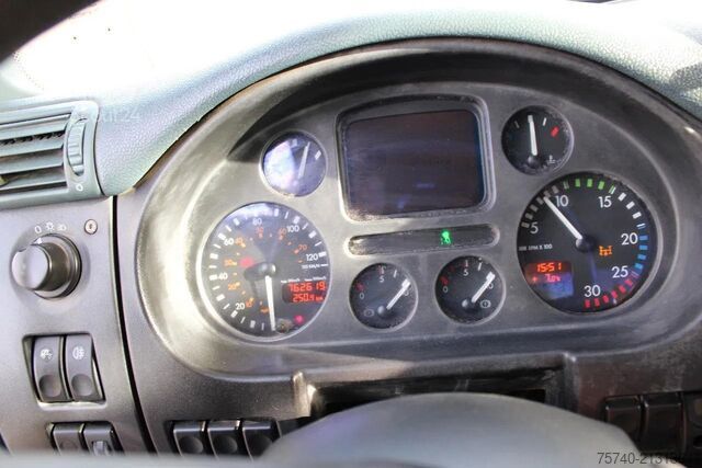 Volquete Ginaf X 5250 + TIPPER 10x4 + MANUAL