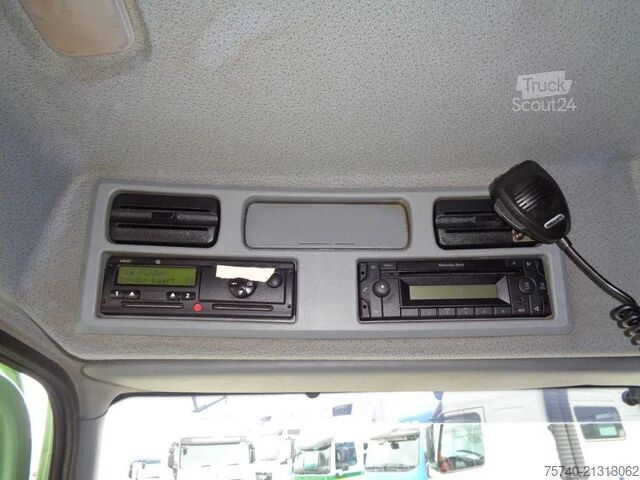Matkalaukku Mercedes-Benz Atego 822 + Euro 5 + Dhollandia lift