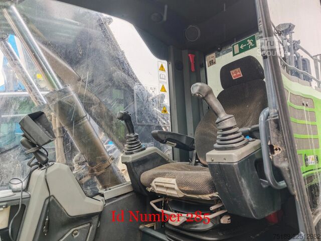 Підйомно-транспортна машина Terex TWH 220 S5