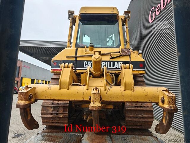 Μηχανή ισοπέδωσης Caterpillar D6N XL