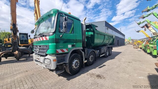 Pašizgāzējs Mercedes-Benz Actros 3241