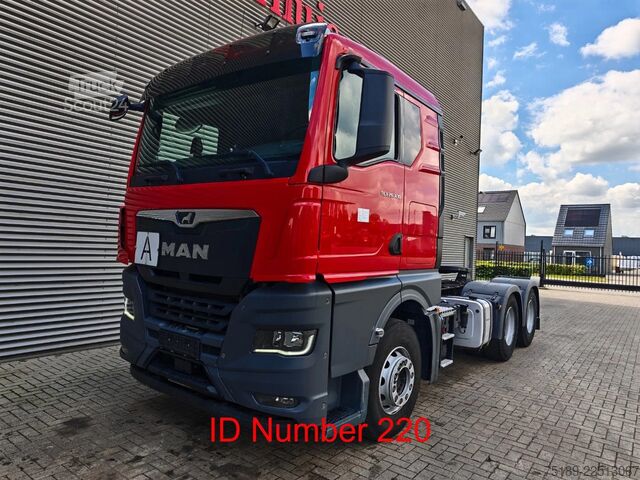 Standard-SZM MAN TGX 26.430 6x4 Kiphydraulic German Truck!