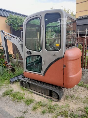 Minibagr Bobcat E16