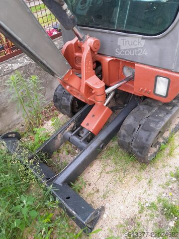 Minibagr Bobcat E16