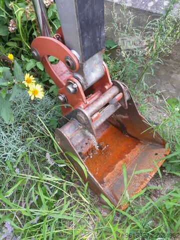 Minibagr Bobcat E16