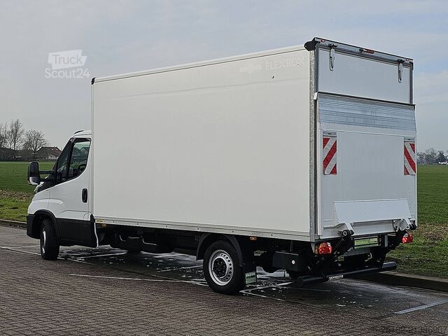 Kofer IVECO DAILY 35S14       Bakwagen Laadklep!