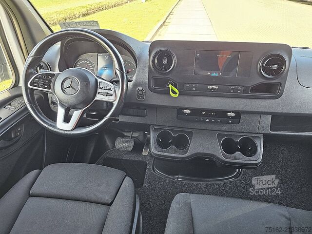 Carrinha de tejadilho alto MERCEDES-BENZ SPRINTER 315 L3H2 Mbux 2.8T-AHG!