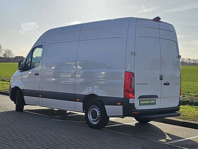 Carrinha de tejadilho alto MERCEDES-BENZ SPRINTER 317 L2H2 RWD Automaat