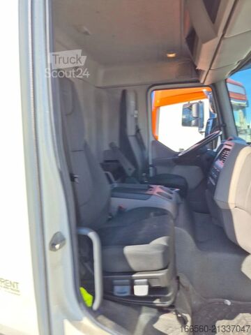 Closed bin DAF LF 210 FA