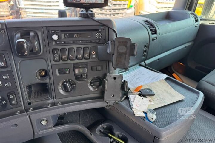 Standard dragbil SCANIA G490 6x4