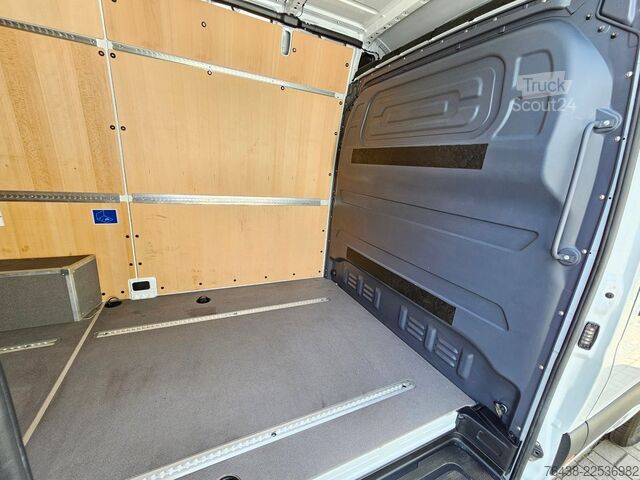 Skåpbil MERCEDES-BENZ Sprinter 317 CDI 9G|TOP ZUSTD|TÜV,REIF,BREMSEneu