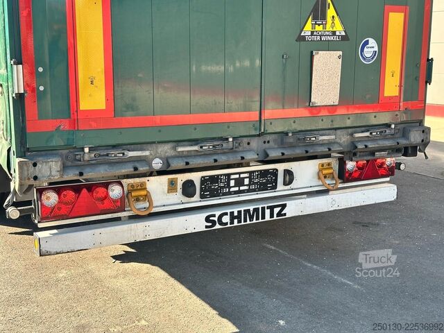 Öppen semitrailer med kapell SCHMITZ CARGOBULL SCB*S3T MegaTrailer Curtainsider Edscha