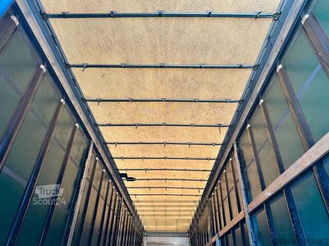 Naczepa otwarta z plandeką SCHMITZ CARGOBULL SCB*S3T MegaTrailer Curtainsider Edscha