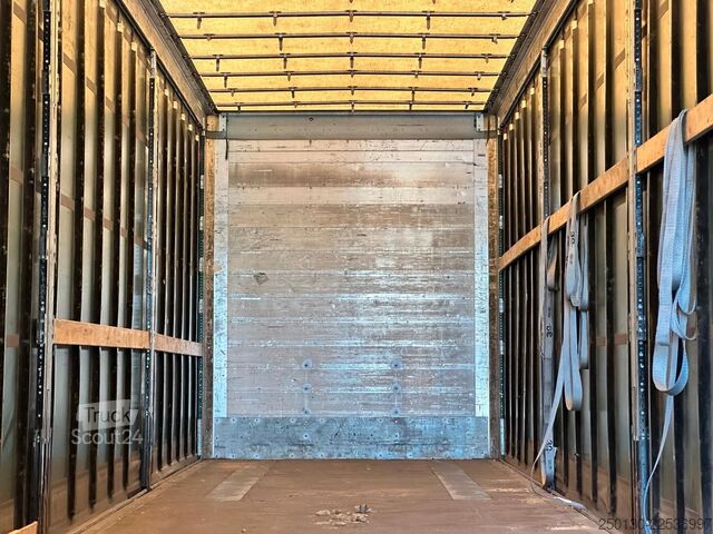Naczepa otwarta z plandeką SCHMITZ CARGOBULL SCB*S3T MegaTrailer Curtainsider Edscha
