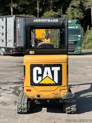 Minibagger CATERPILLAR 301.8C Gummikette / 2 Löffel / Schwenkschaufel