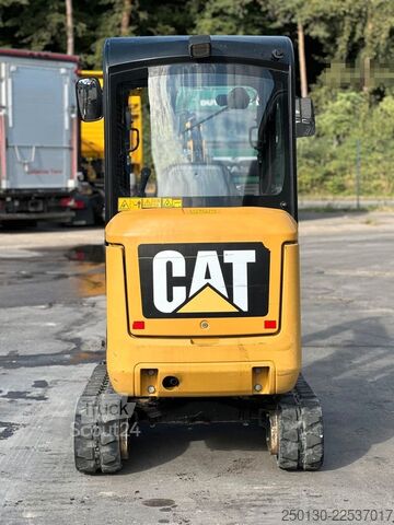 Minibagger CATERPILLAR 301.7D Gummikette / 2 Löffel / Schwenkschaufel