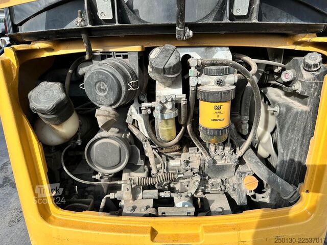 Minibagger CATERPILLAR 301.7D Gummikette / 2 Löffel / Schwenkschaufel