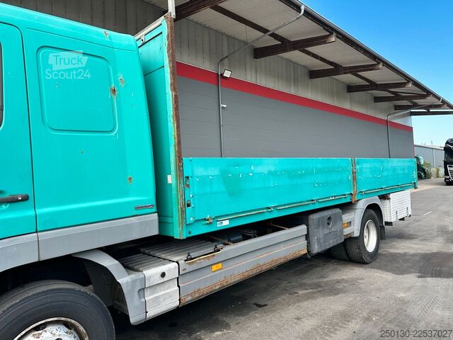 Ciężarówka z płaską platformą MERCEDES-BENZ Atego 1530 4x2 BB Pritsche