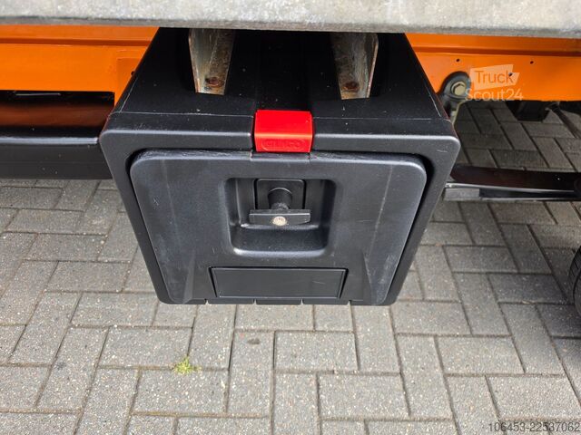 Фургон-самоскид VW Crafter 35 4Motion 3 Seitenkipper AHK