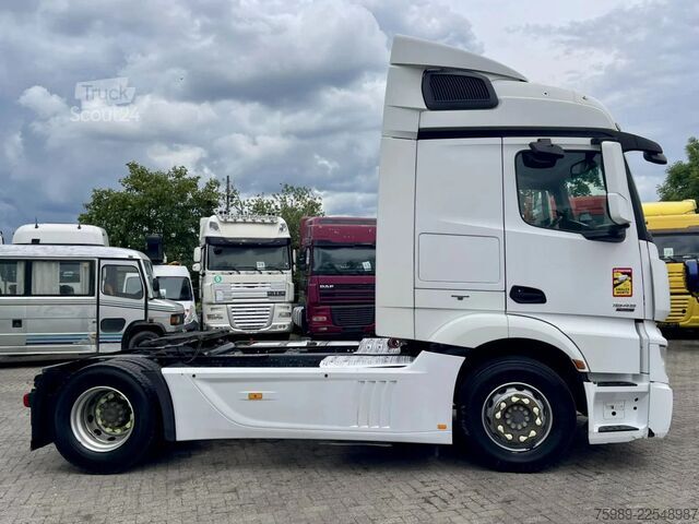 Standaard-SZM Mercedes-Benz Actros 1845 Dutch truck.  FRIGO