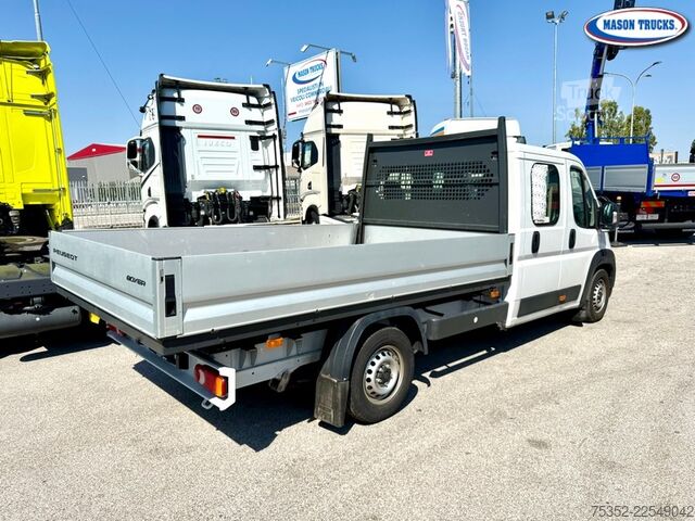 Pritschenwagen Peugeot Boxer 435 Doppia Cabina 140 HDI