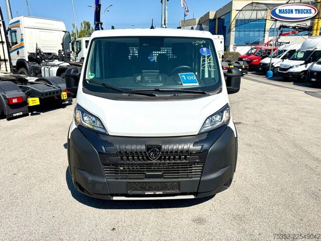 Pritschenwagen Peugeot Boxer 435 Doppia Cabina 140 HDI