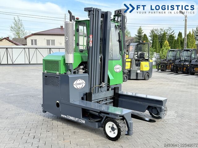 Dört yollu forklift Combilift C3000 DIESEL TRIPLEX 5600 FREE-LIFT