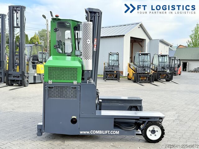 Dört yollu forklift Combilift C3000 DIESEL TRIPLEX 5600 FREE-LIFT