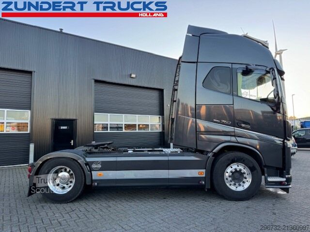 Standard-SZM Volvo FH16-750 GLOBETROTTER XL, IPARCOOL , 2 TANKS, 2...
