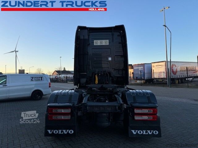 Standard-SZM Volvo FH16-750 GLOBETROTTER XL, IPARCOOL , 2 TANKS, 2...