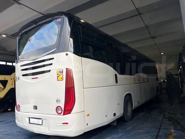 Αυτοκίνητο τουρισμού Irizar i6