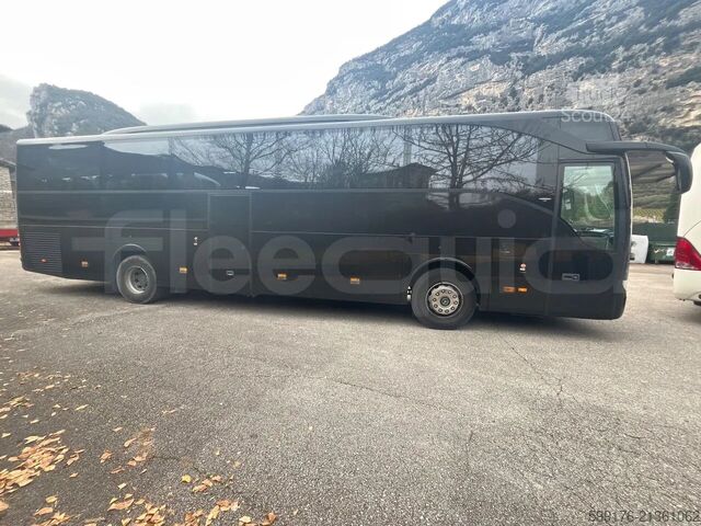 Autocar de turismo Mercedes-Benz Tourismo