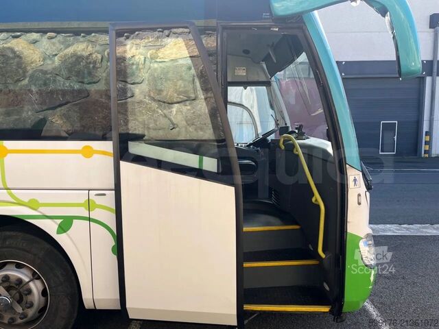 Turistični avtobus Scania Irizar