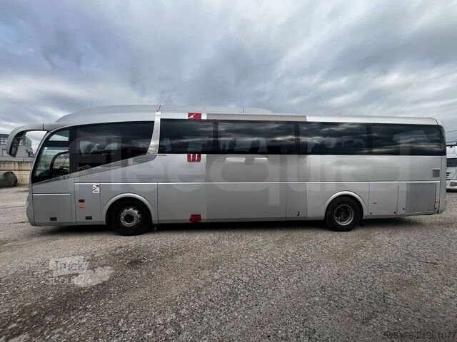 Αυτοκίνητο τουρισμού Irizar i6